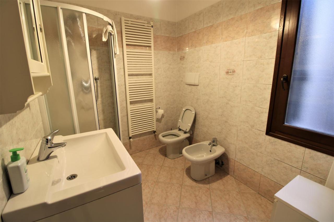 Central And Spacious Apartment 베니스 외부 사진